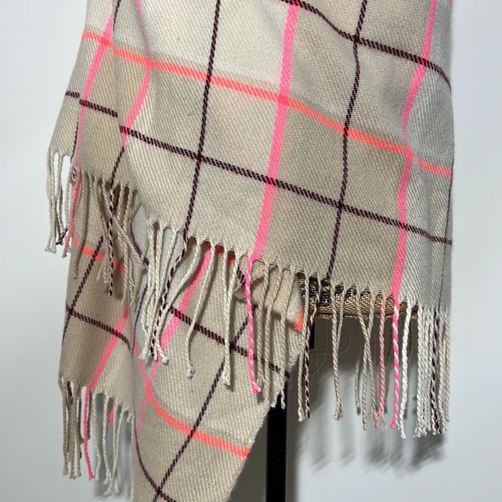 Multi-Color Plaid Scarf/Wrap. Os - image 6